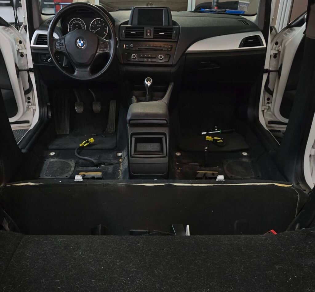 Limpeza completa interior BMW